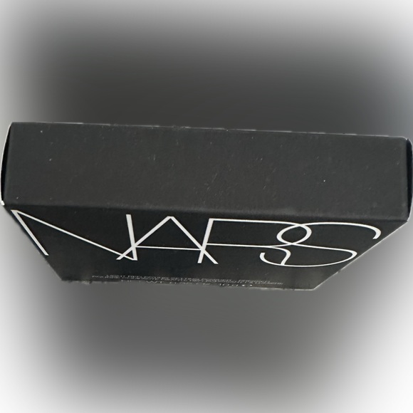 NWT NARS Translucent Pressed Setting Powder - Picture 7 of 7